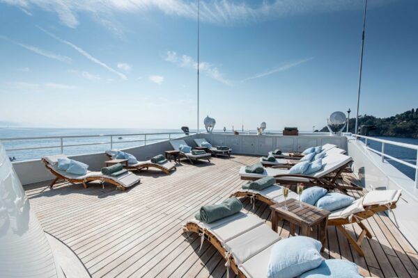 Bleu de Nimes Yacht for Sale