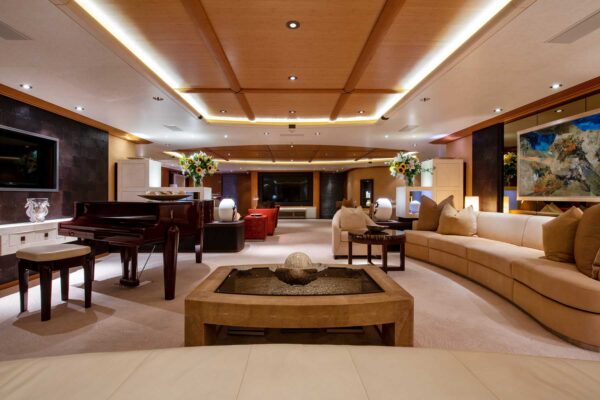 Sunrays Yacht Available for Charter